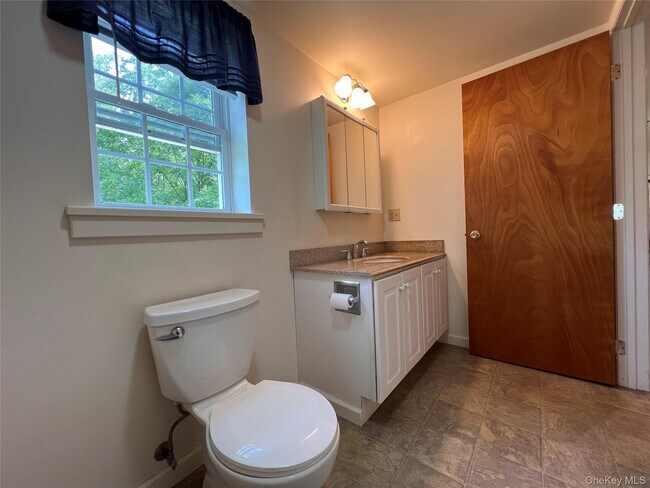Building Photo - 5994 US-44