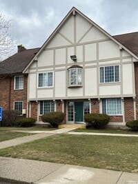 Building Photo - 30204 Southfield Rd