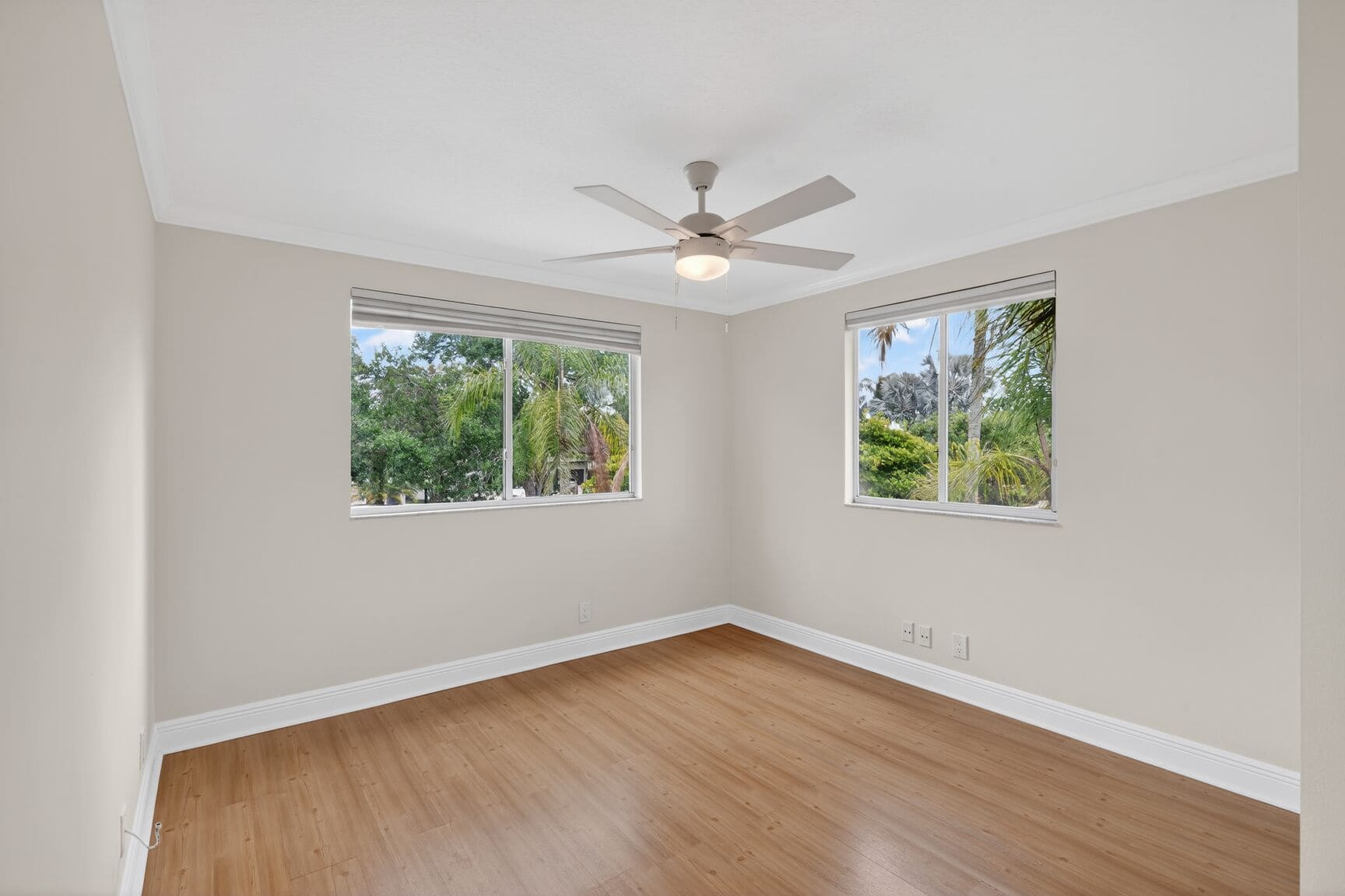 Building Photo - 1115 Camellia Cir