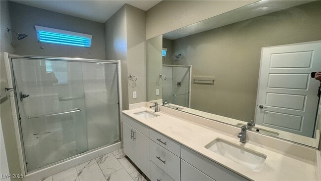 Building Photo - 11257 Rainbow Peak Ave