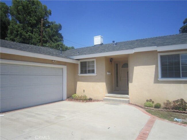 Building Photo - 18639 Liggett St