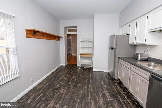 Kitchen 2 - 3803 Sharp St