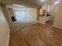 Building Photo - 2417 E 55th Pl