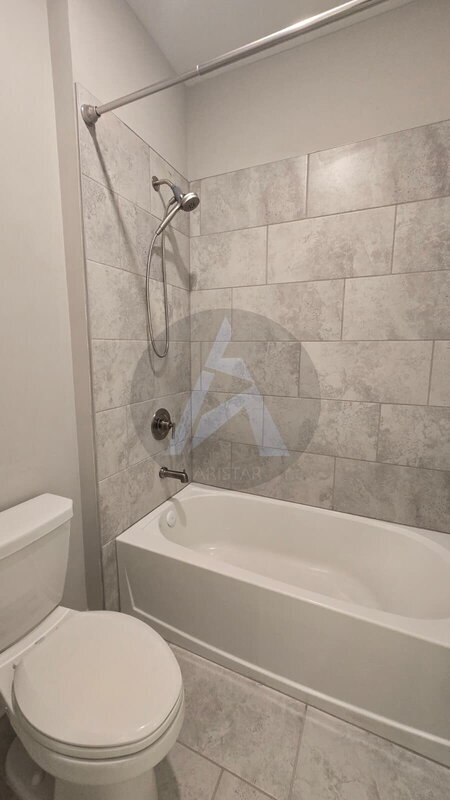 Building Photo - 209 Commons Ave