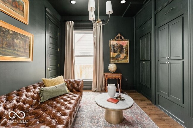 Building Photo - 929 Sanders St