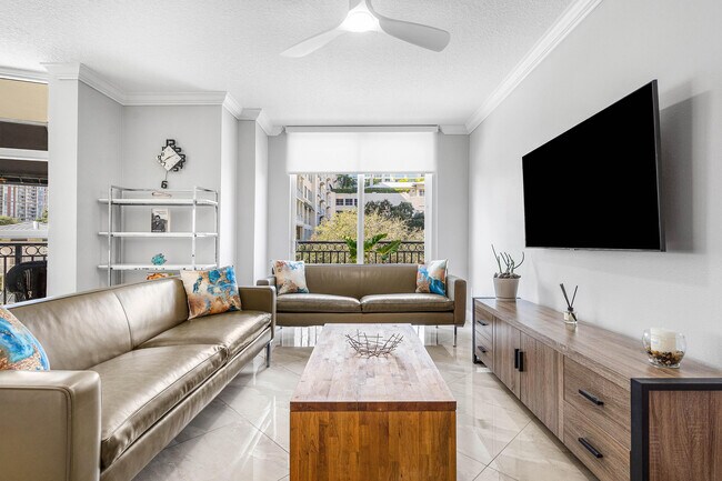 Building Photo - 600 S Dixie Hwy