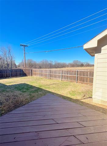 Building Photo - 801 Parker Dr