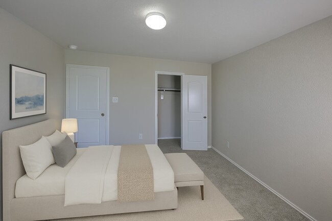 Building Photo - 5542 Redwood Summit Ln