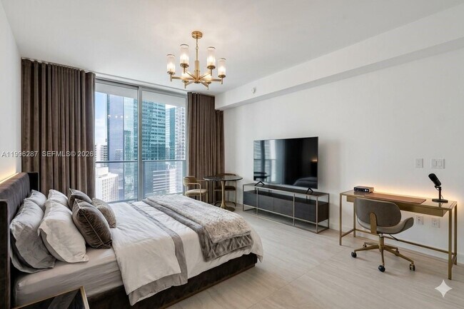 Building Photo - 77 SE 5th St