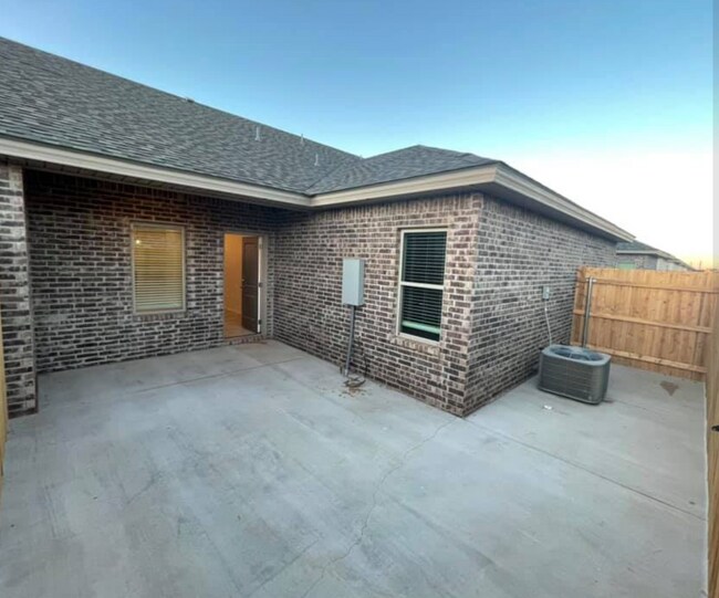 Building Photo - Charming duplex available in Cooper ISD!