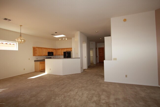 Building Photo - 5206 N Canyon Rise Pl