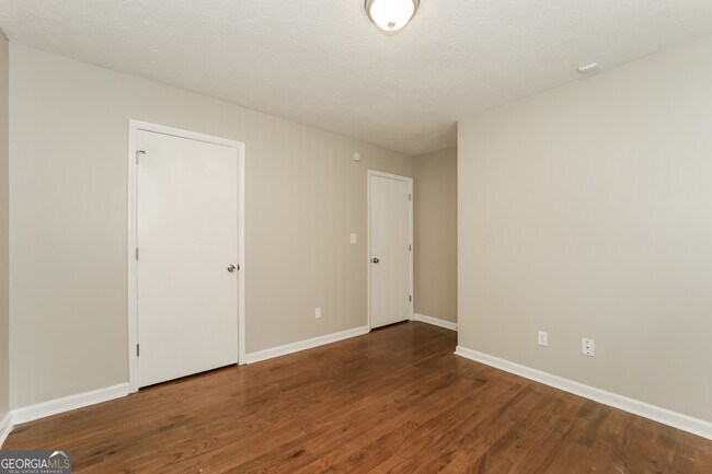 Building Photo - 8524 Cedar Creek Ridge