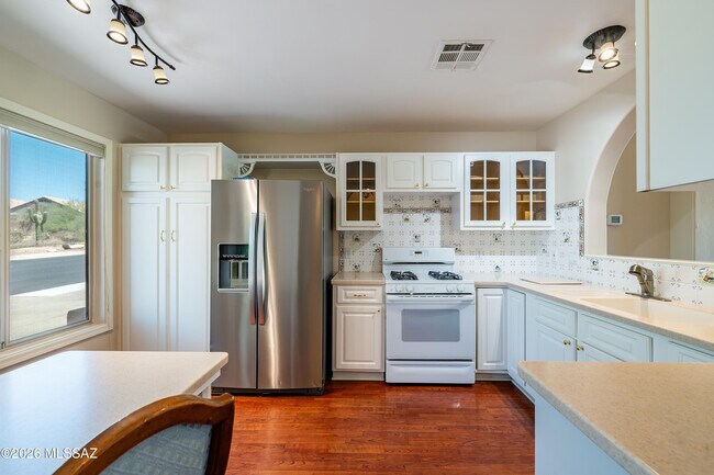 Building Photo - 11776 N Labyrinth Dr