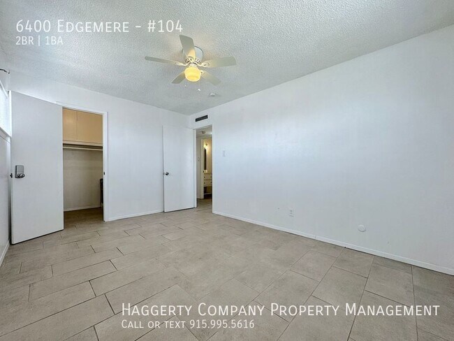 Building Photo - East El Paso Gated Refrig A/C 2bed Townhom...