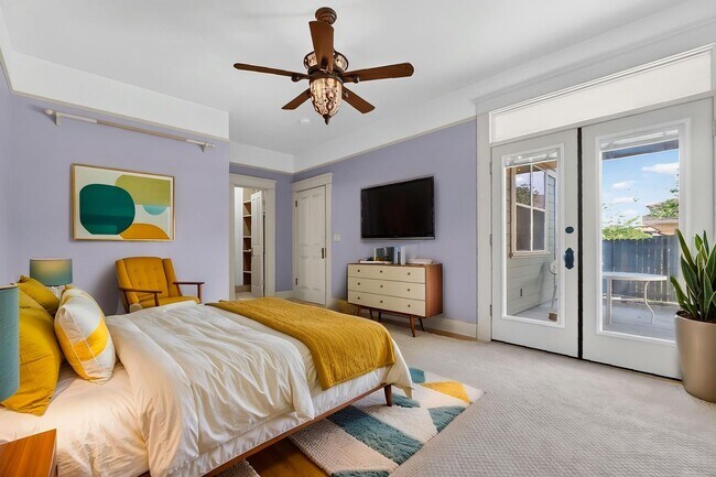 Building Photo - 3 Bedroom with Historical Charm Close to Square
