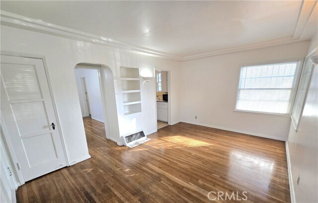 Building Photo - 146 N Hamilton Dr