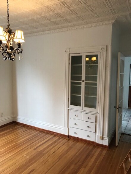 Building Photo - 61 Hudson Ave