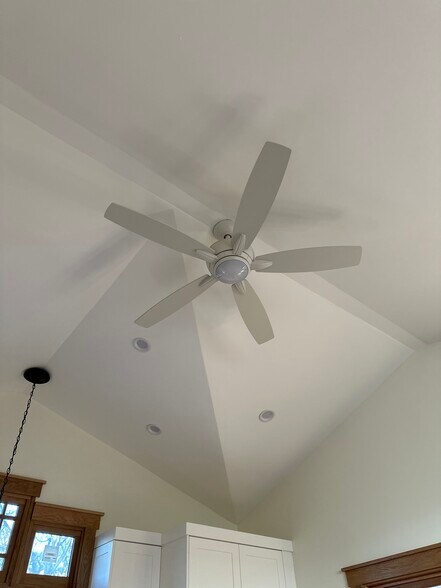 Building Photo - 1719 Loma Vista St