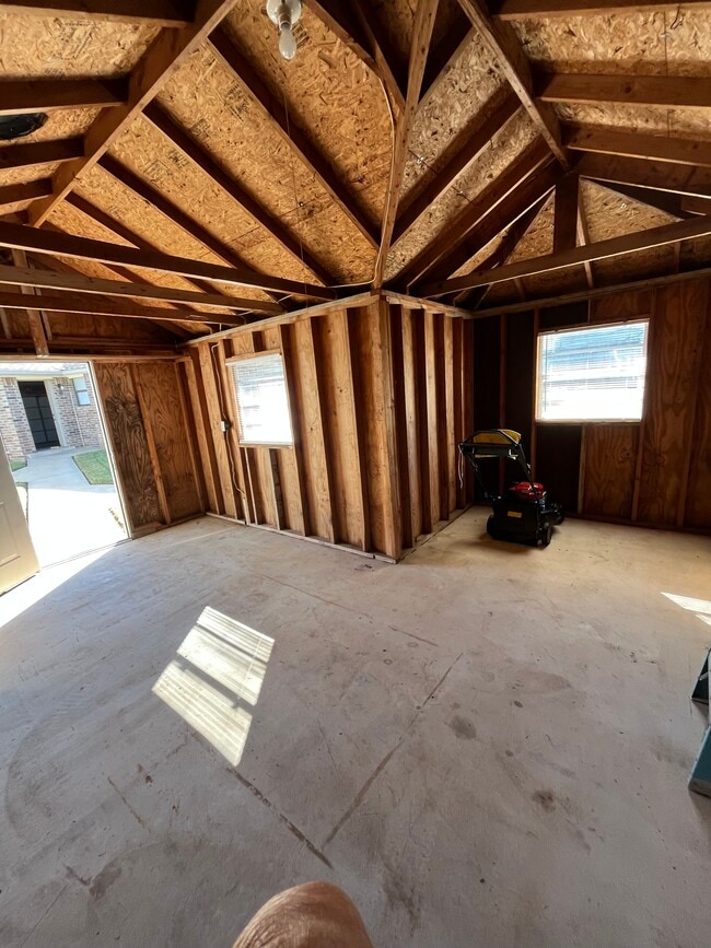 Building Photo - 1404 Bois D Arc Dr