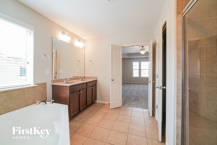 Building Photo - 2615 Reece Farms Trail
