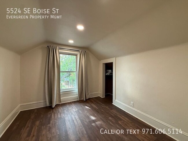 Building Photo - 5524 SE Boise St
