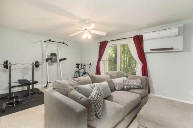 Bonus Room Level 1 - 5005 Double Fox Rd