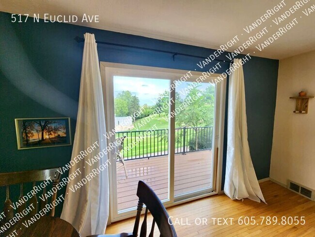 Building Photo - 517 N Euclid Ave