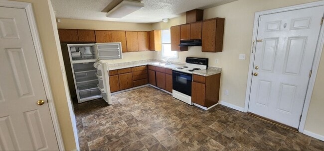 Building Photo - 138 Grange Dr