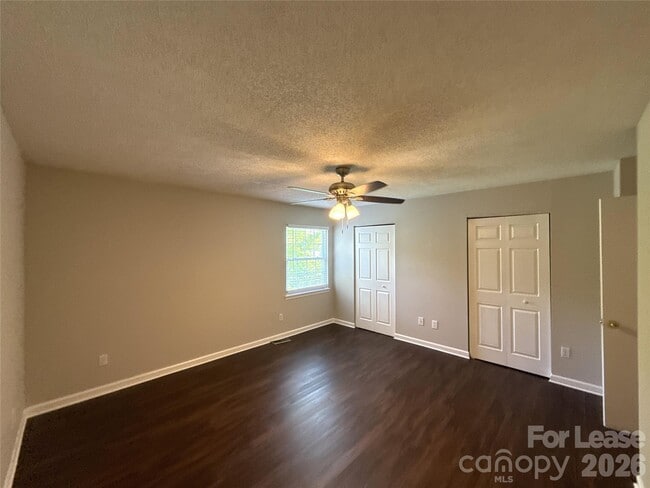 Building Photo - 11016 Hunter Trail Ln
