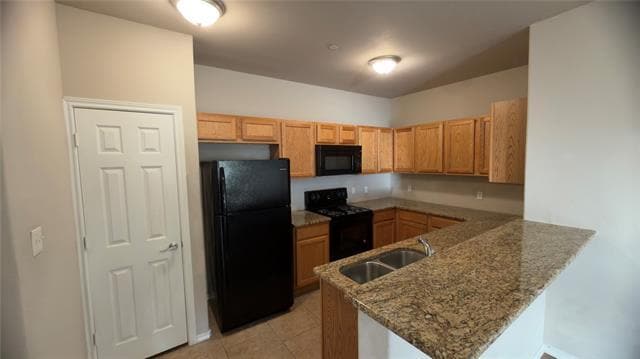 Building Photo - 502 E Hazelwood St