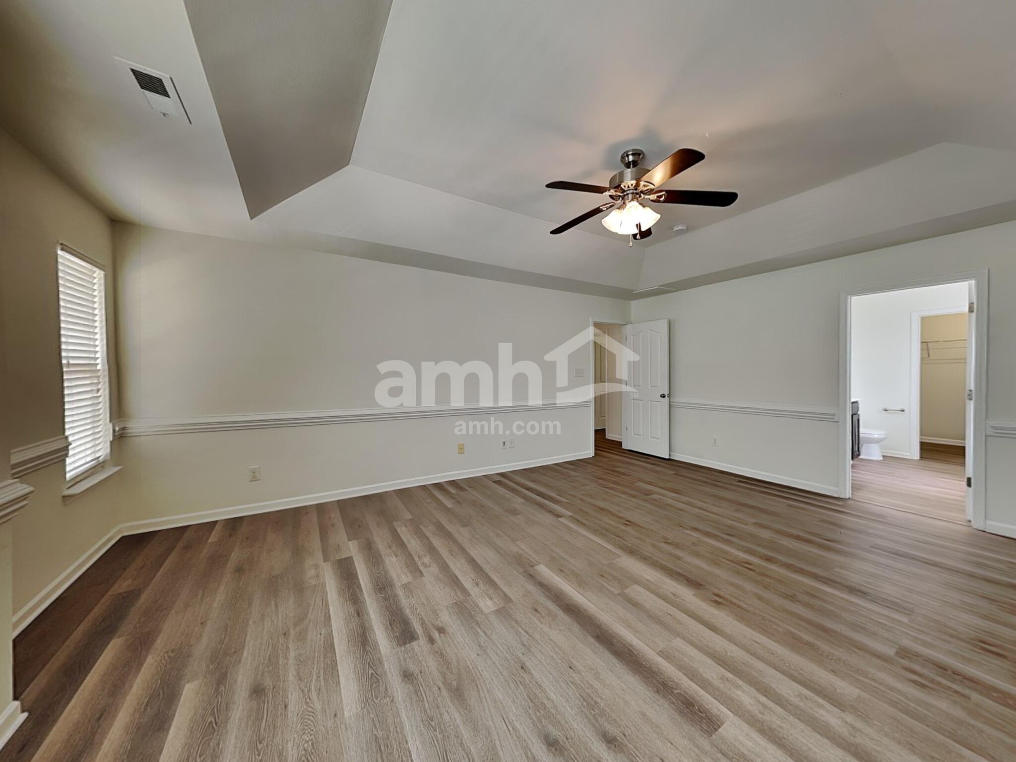 Building Photo - 1409 Paulonia Way