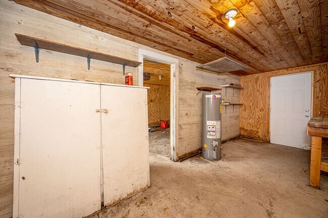 Building Photo - Cute 2 Bed 1 Bath in Pascagoula