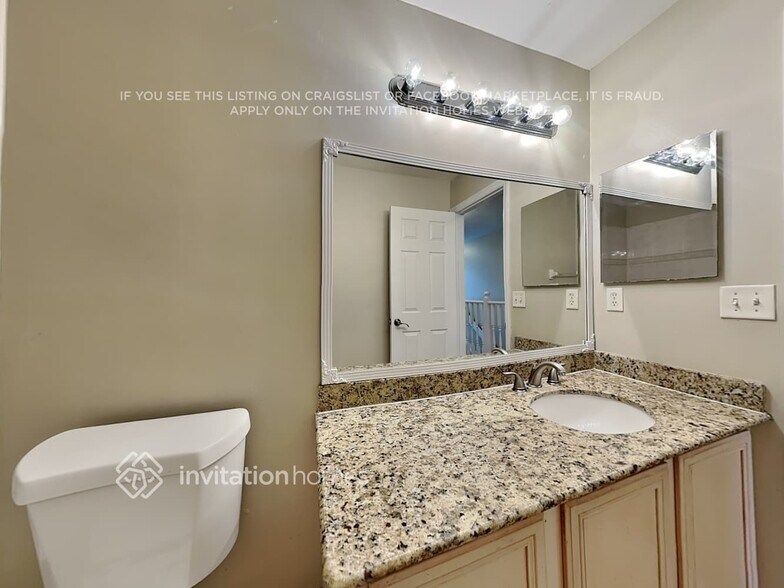 Building Photo - 843 NW 127th Ave