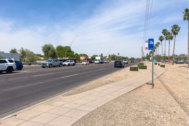 Building Photo - 4Bed/2Bath House at Alma School Rd/Ray Rd! Ready for Immediate Move-In! -- FENCED-IN YARD! NO HOA!