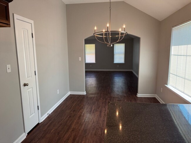 Building Photo - 6125 Humphreys Dr