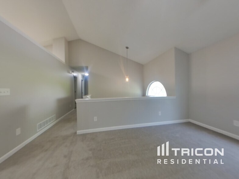 Building Photo - 230 Ashbury Ct