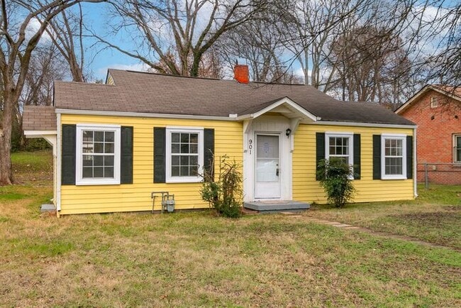 Primary Photo - Charming Historic East Nash 3Bed/2Bath!