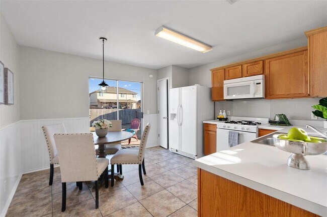 Building Photo - 512 Mitchell Dr