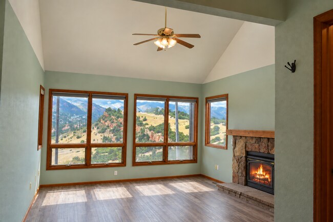 Building Photo - 4555 Sentinel Rock Terrace