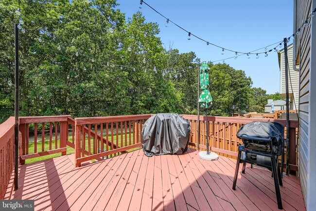 Building Photo - 708 Pine Drift Dr