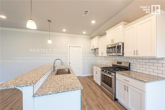 Building Photo - 4812 W Monaco Bnd