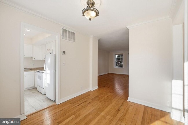 Building Photo - 4431 36th St S