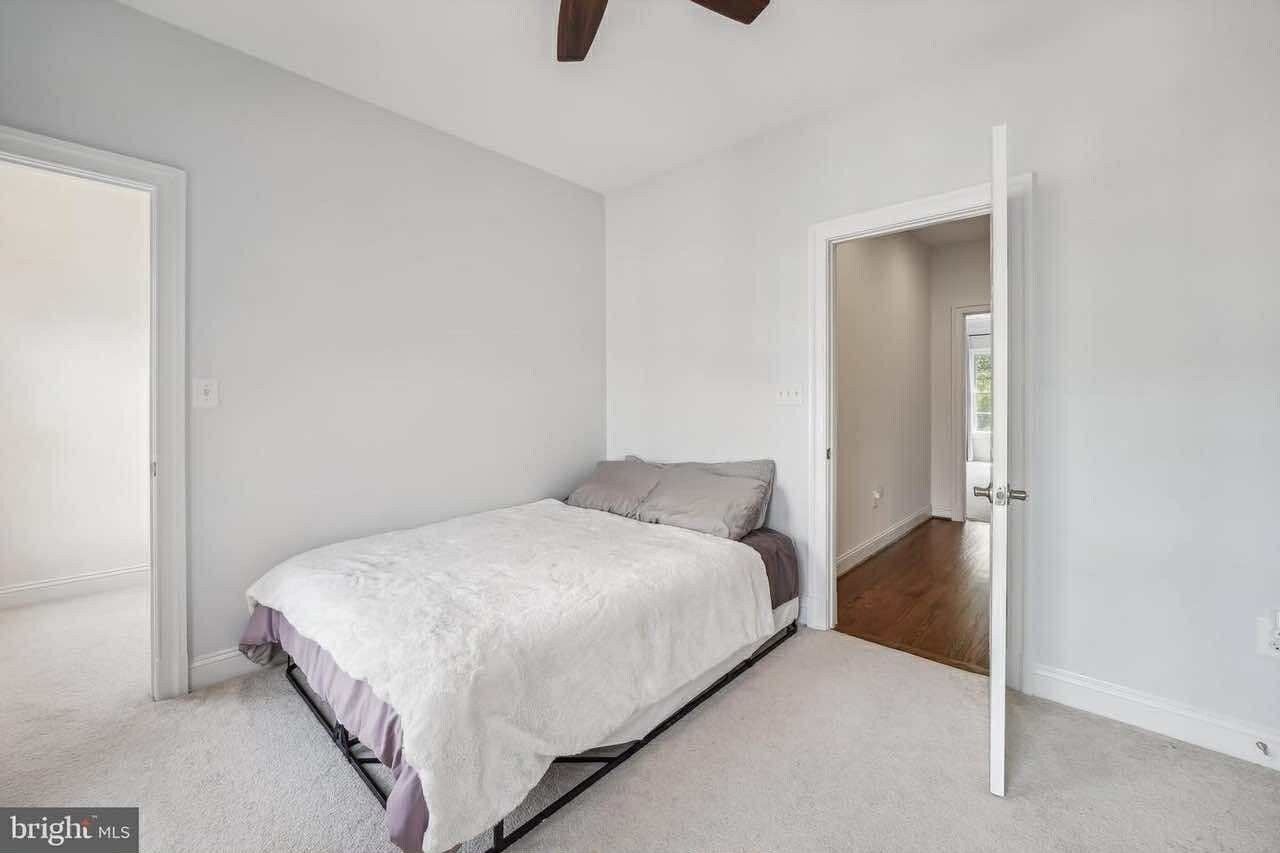 Building Photo - 10669 Yorktown Ct