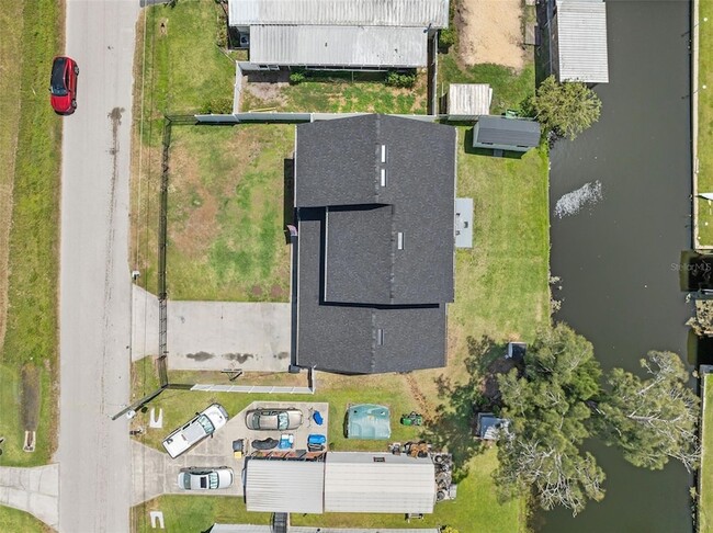 Building Photo - 5208 Oakdale Rd