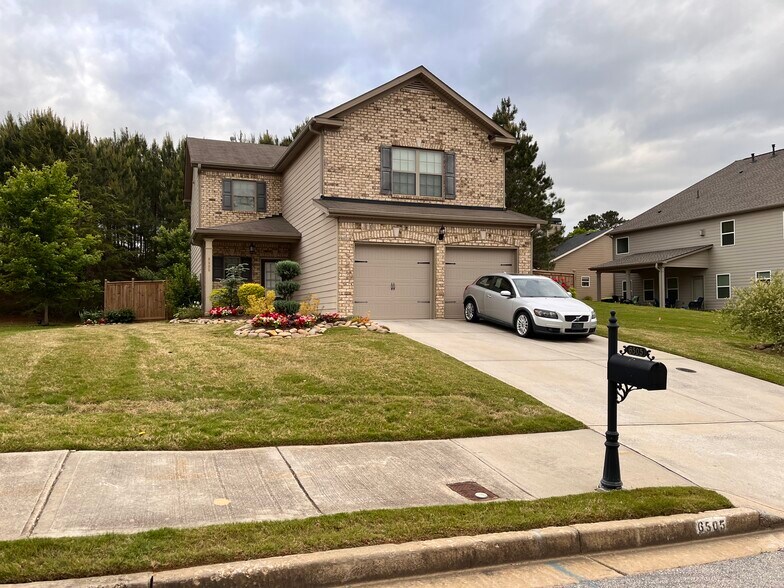 Front of home - 6505 Muirfield Pt