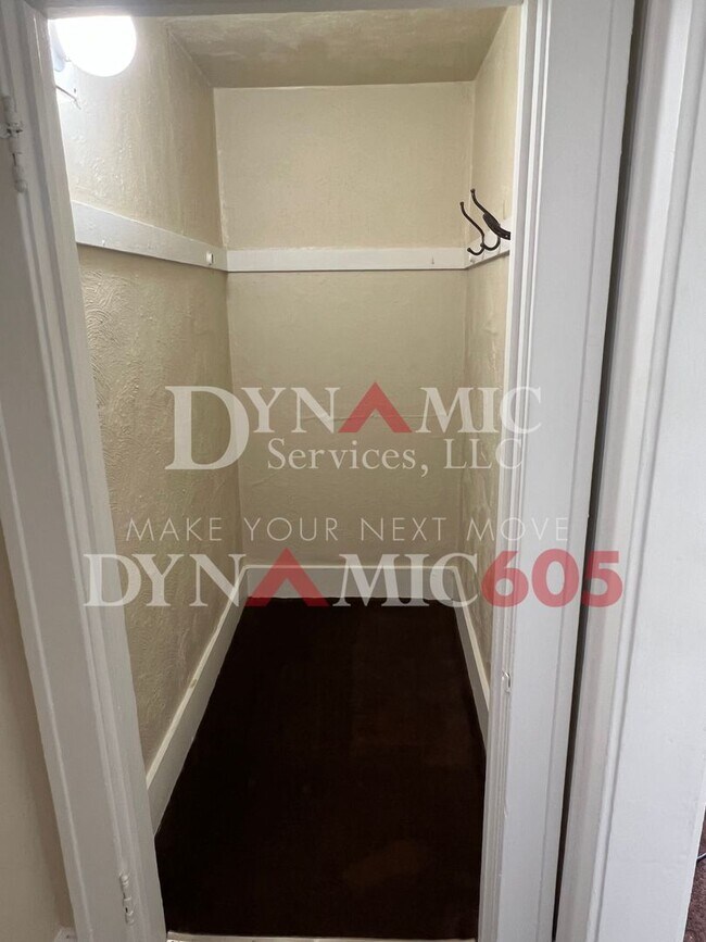 Building Photo - Studio with Bathroom - All Utilities Paid ...