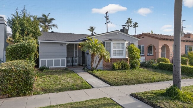 Building Photo - 242 Claremont Ave