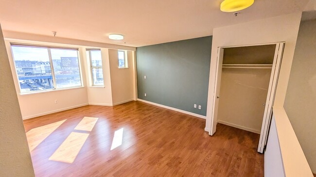 Building Photo - 950 Harrison St