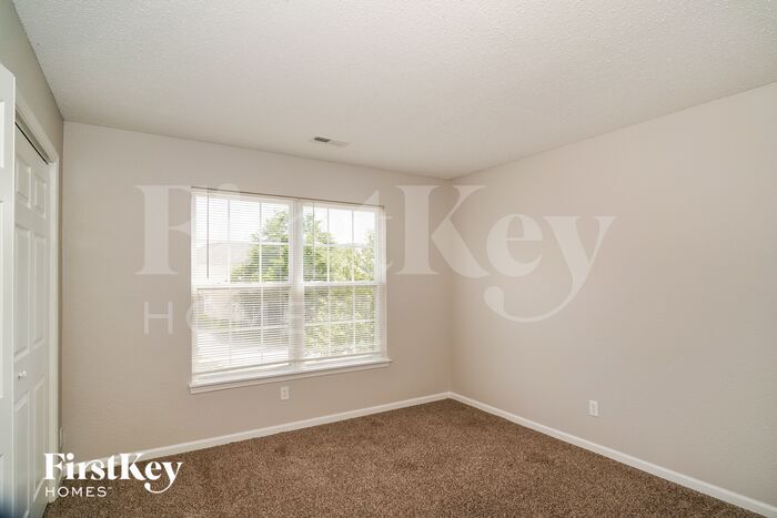 Building Photo - 8142 Corktree Dr