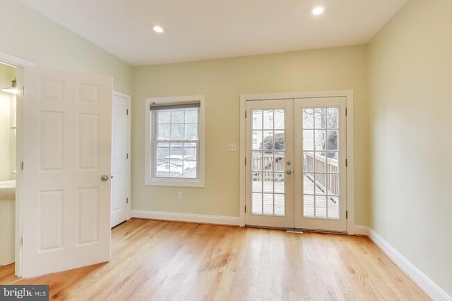 Building Photo - 628 Madison St NW